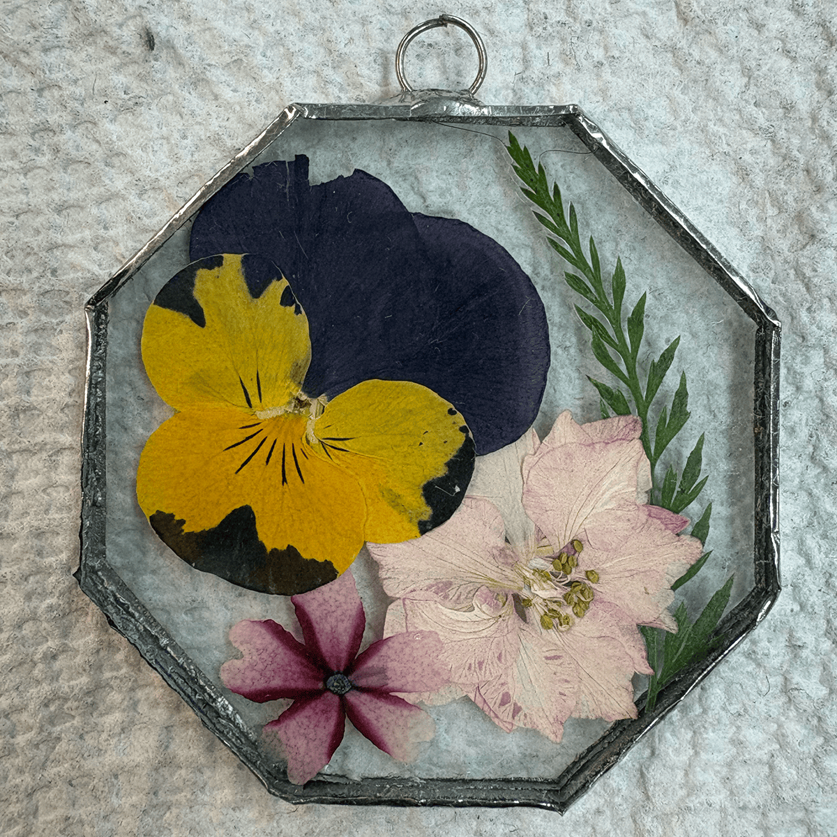 Pressed Flower suncatcher beginner workshop Pane in the Glass Wyo Casper Wyoming